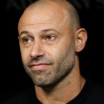 2 Javier Mascherano