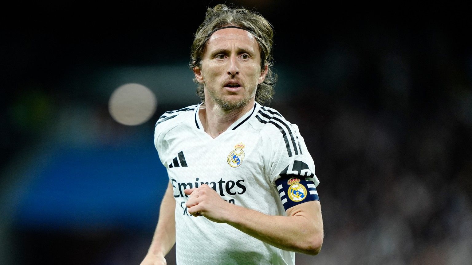 2404252020Luka20Modric20of20Real20Madrid20in20action20192020