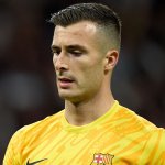 Barcelona goalkeeper saga continues as Peña plots exit 2 GettyImages 2181467994