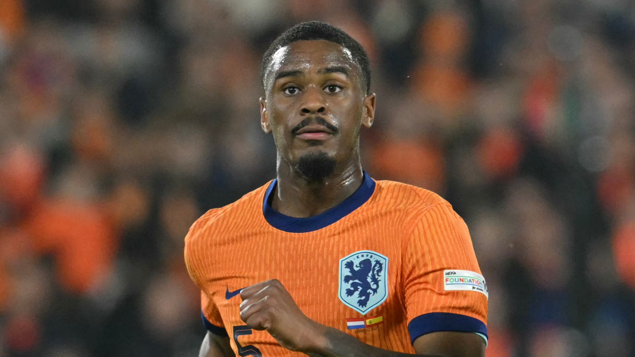 Shock for Chelsea as Ajax ramp up price for Jorrel Hato after transfer talks continue for wonderkid 2 GettyImages 2205414852