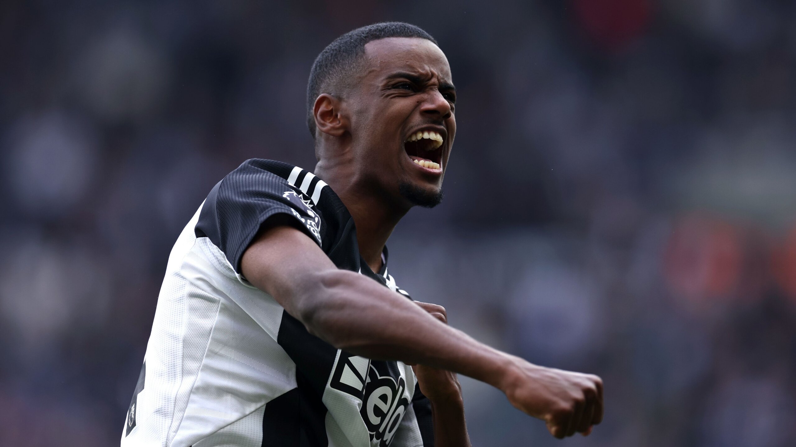 Liverpool Isak Transfer: A £120m Gamble? 9 GettyImages 2212099294 scaled