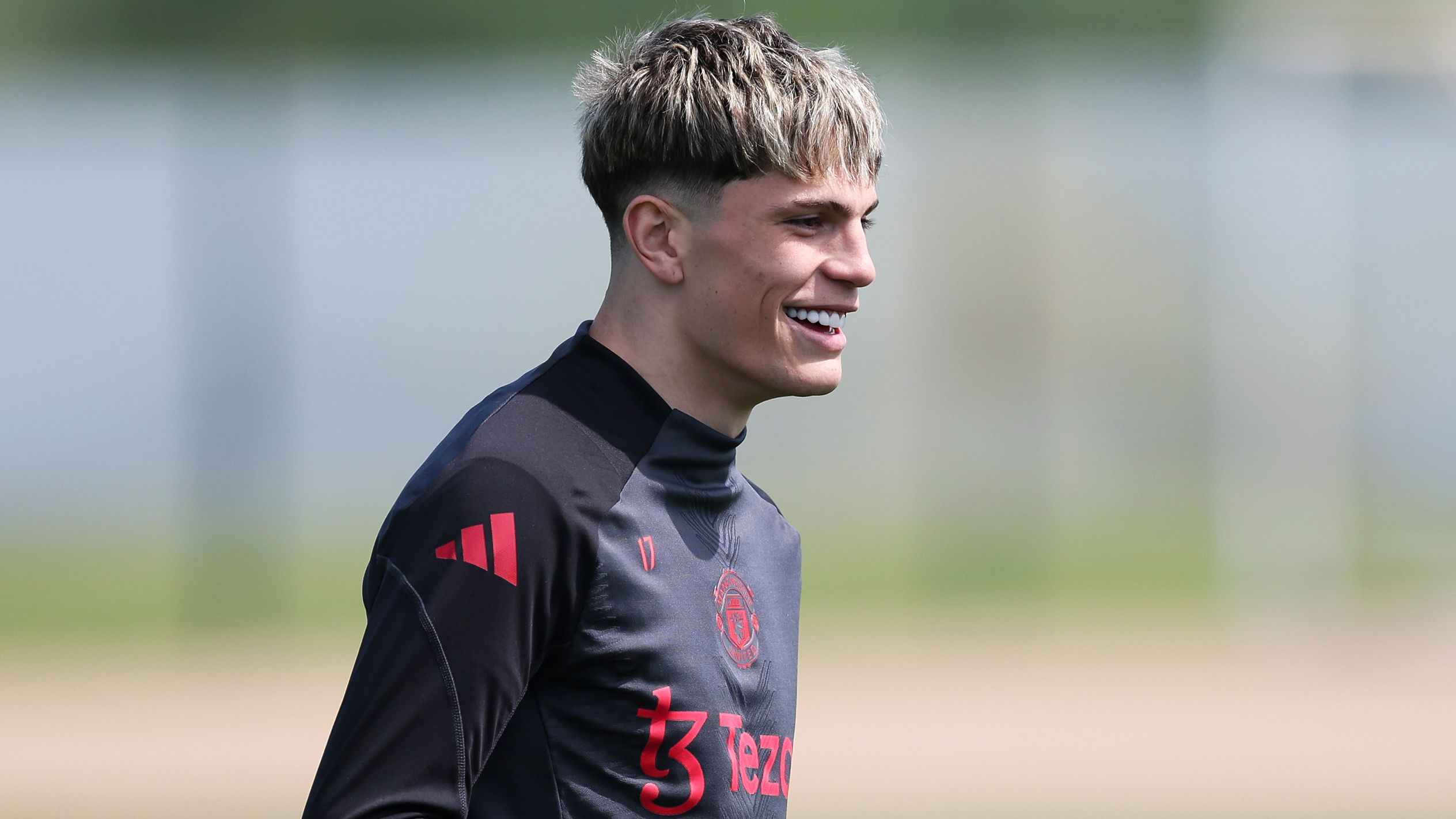Chelsea Eye Garnacho Transfer as Blues Stay Patient 3 GettyImages 2215070624