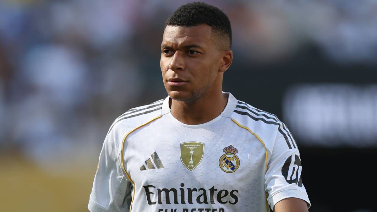 Mbappe's Police Donation Under Investigation Amid Legal Scrutiny 3 GettyImages 2223830586201