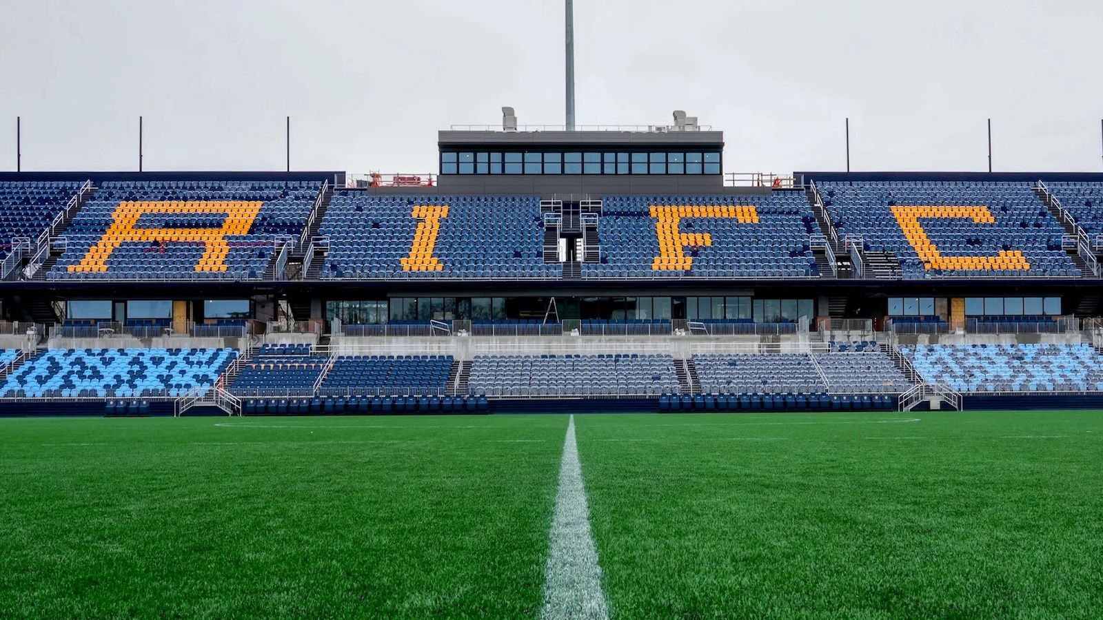 Stadium202.jpg1