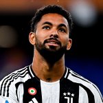 Douglas Luiz Transfer: Juve List Midfielder for Sale 3 douglas20luiz20juventus