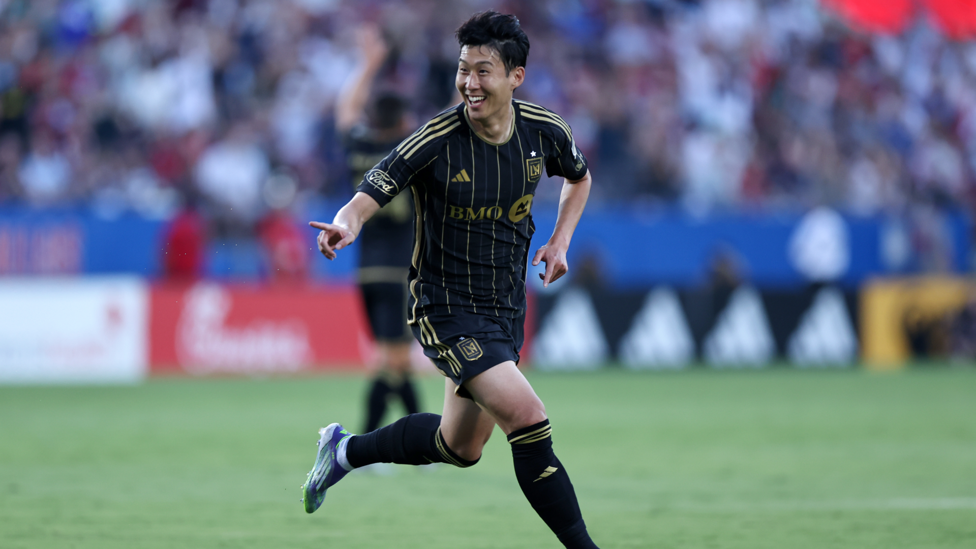 Son Heung-Min Shines With Stunning Free Kick for LAFC 1 GOAL20 20Blank20WEB20 20Facebook20 202025 08 23T215635.653