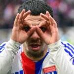 Brentford Transfer Hopes Dashed as Mikautadze Stays at Lyon 3 GettyImages 2204881385