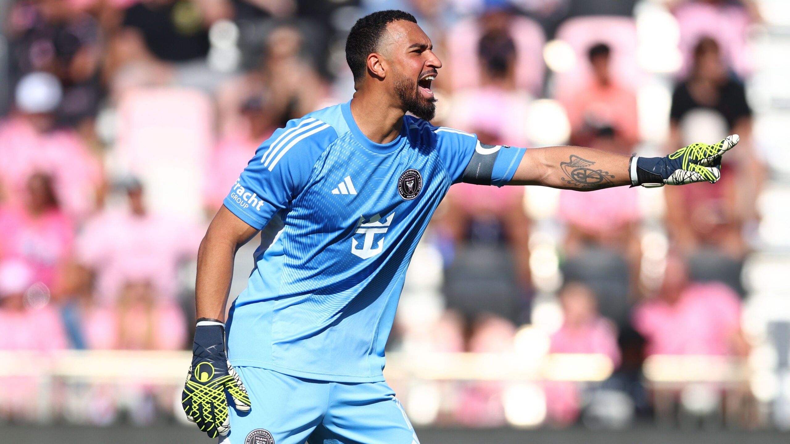 Charlotte FC Sign Drake Callender in Major Goalkeeping Move 2 GettyImages 2212298809 scaled