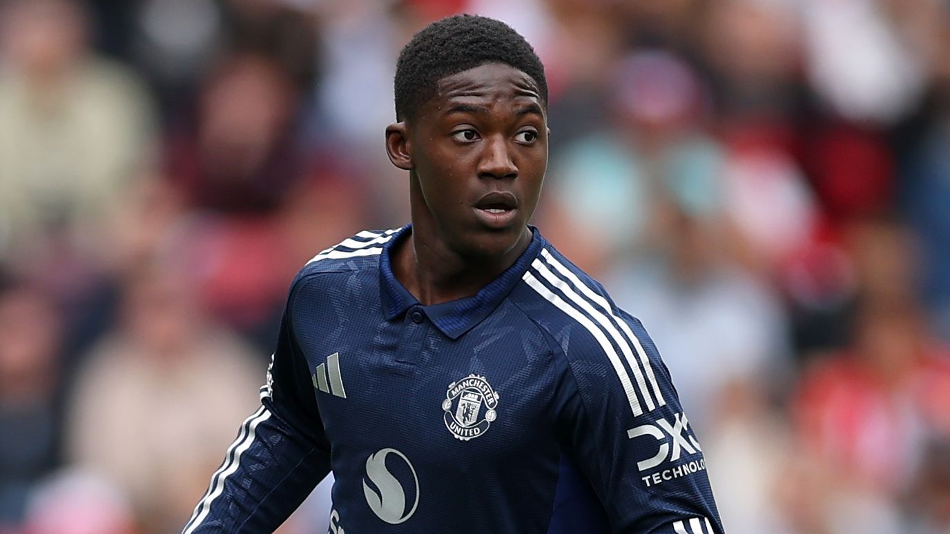 Napoli Join Race to Sign Manchester United’s Kobbie Mainoo 5 GettyImages 2213390242