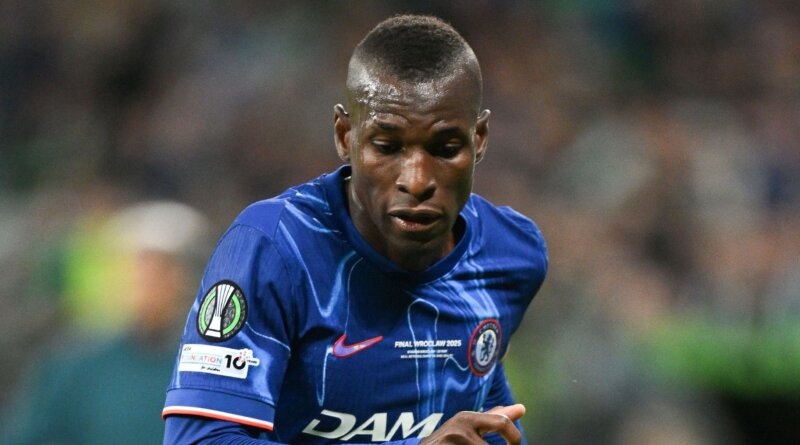 Chelsea Transfer News: Maresca Leaves Door Open for Jackson Exit 1 GettyImages 2217949806