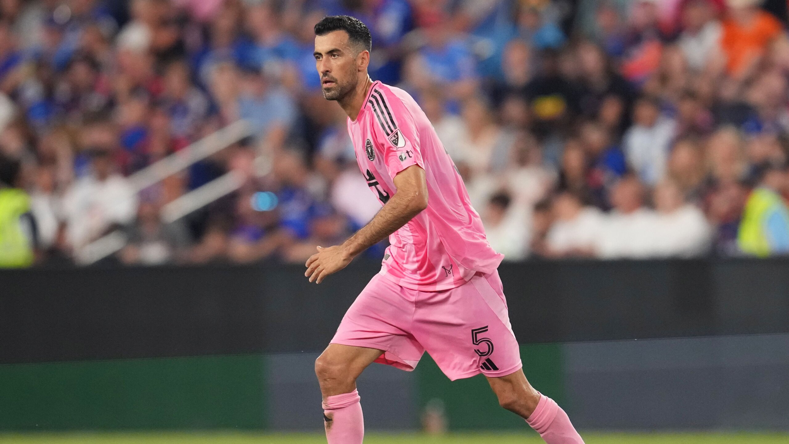 Sergio Busquets Weighs Future at Inter Miami Amid DP Talks 9 GettyImages 2225485843 scaled