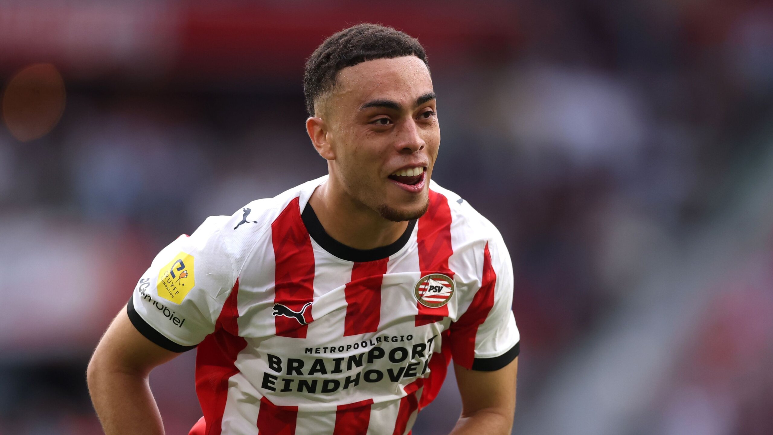Sergiño Dest Shines as PSV Overwhelm Sparta Rotterdam 6-1 2 GettyImages 2228357556 scaled