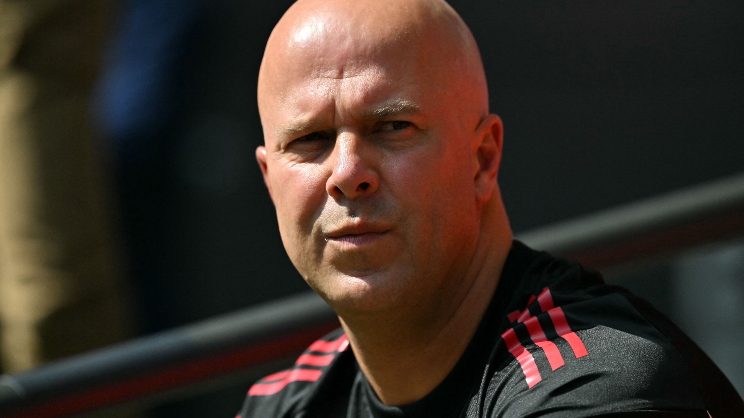 Arne Slot Responds to Minute’s Silence Controversy at Wembley 6 GettyImages 2228701655 scaled