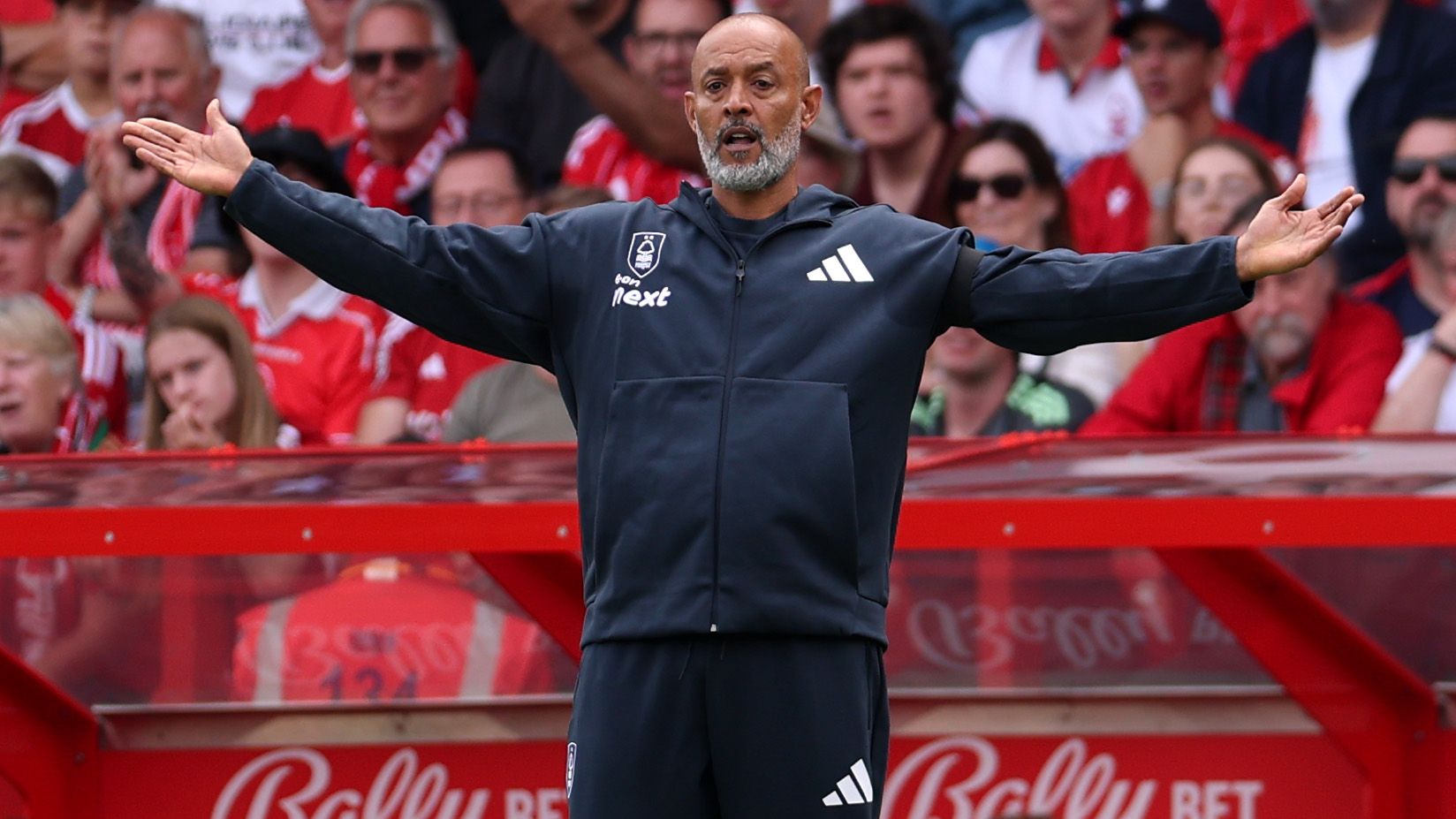 Nuno Espirito Santo Faces Uncertain Future at Nottingham Forest 7 GettyImages 2230595561