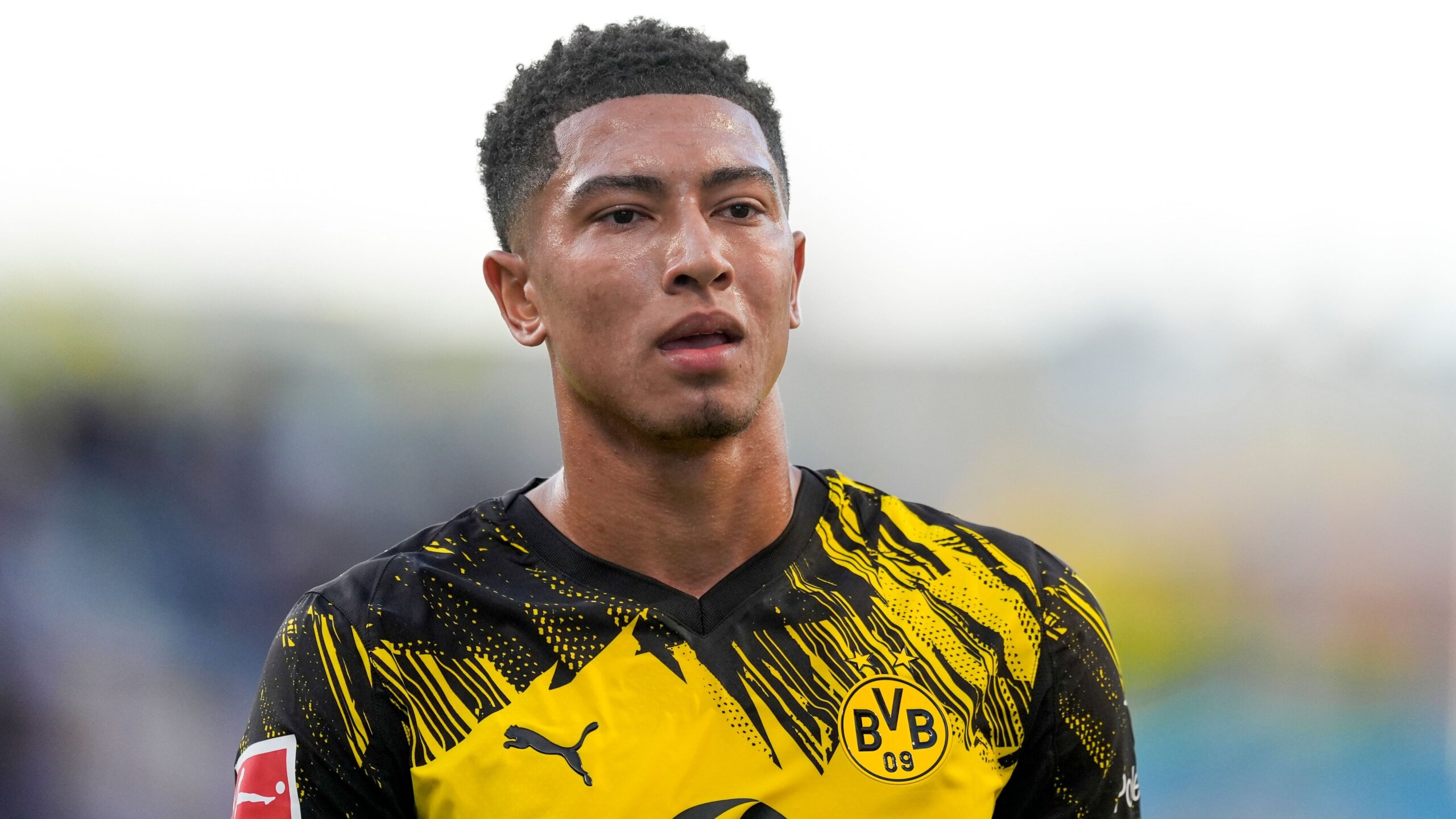 Jobe Bellingham Drama Unfolds at Borussia Dortmund 5 GettyImages 2230851872 scaled