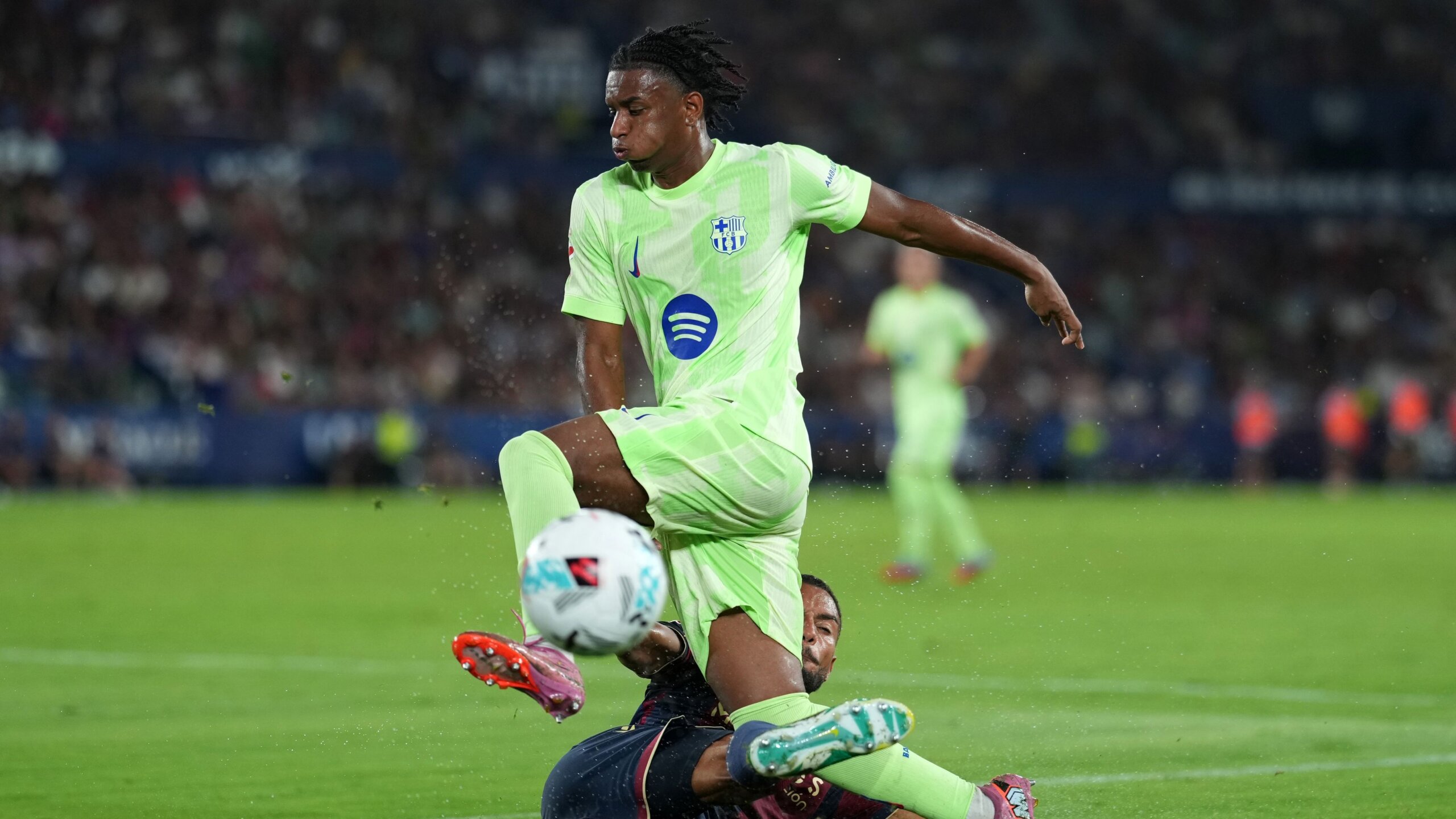 Barcelona VAR Controversy: La Liga Releases Audio on Levante Penalty 3 GettyImages 2231713320 scaled