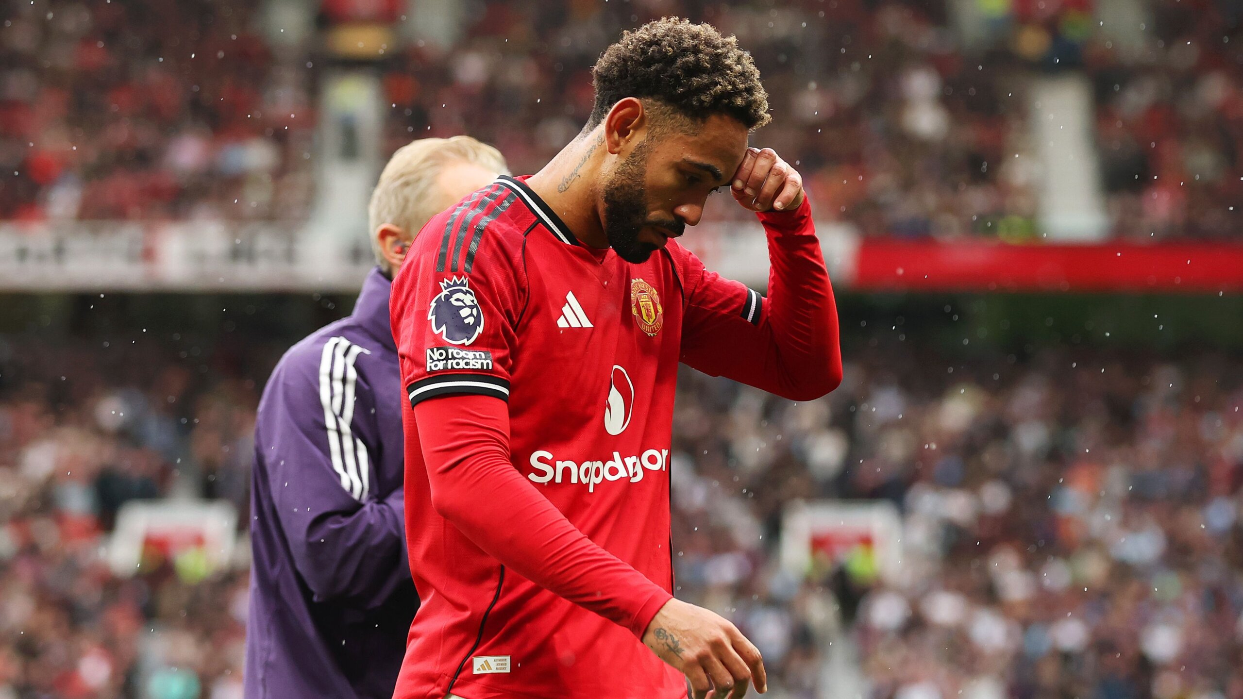 Matheus Cunha Injury Rocks Man Utd in Crucial Burnley Clash 5 GettyImages 2232858660 scaled