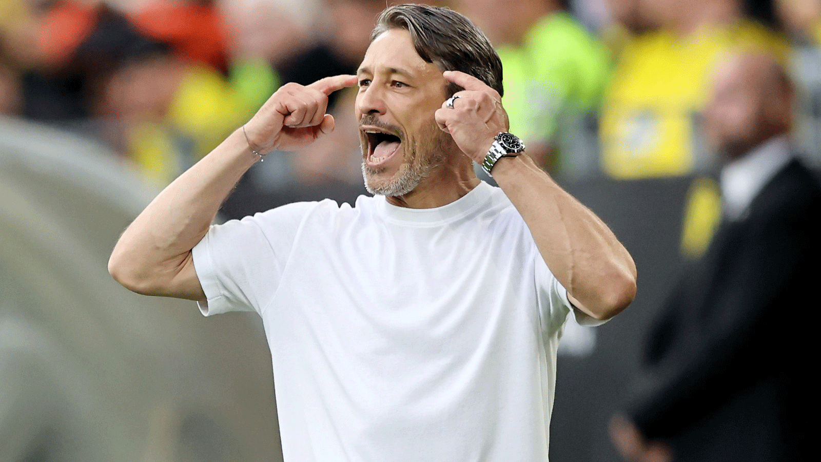 Brentford Target Borussia Dortmund’s Almugera Kabar in €20m Move 1 06 10