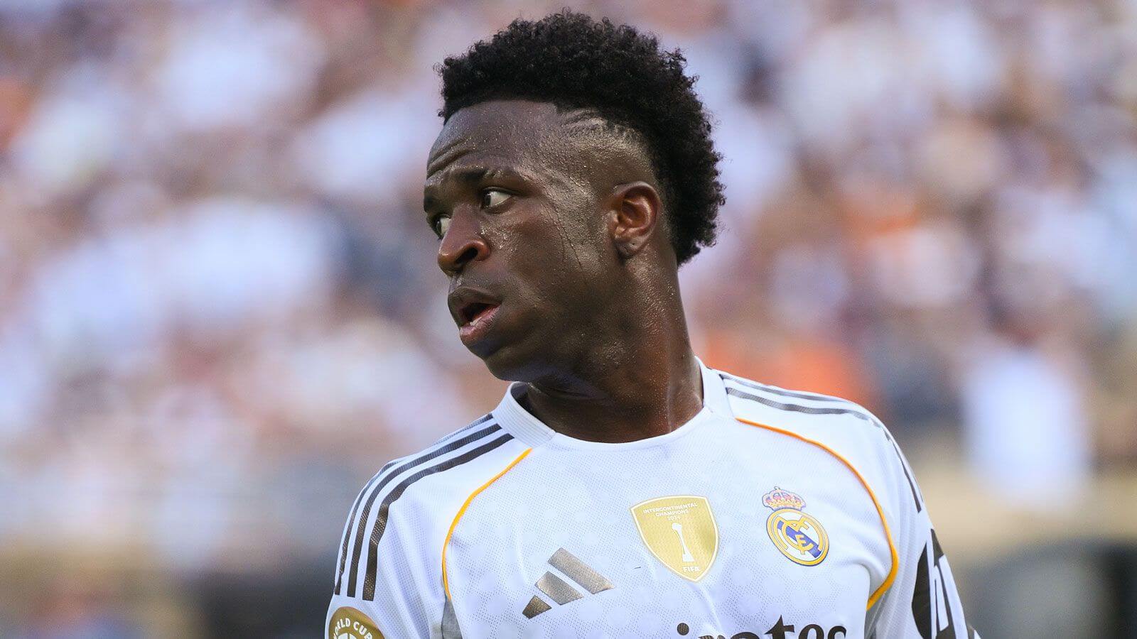 Vinicius Junior Faces Uncertain Future at Real Madrid 3 2 3