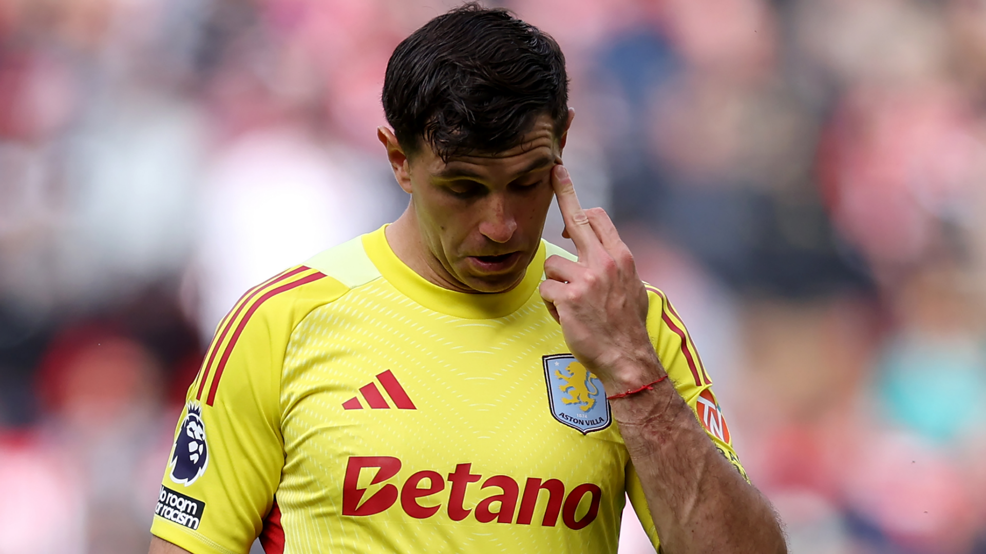 Emiliano Martinez Waits in Vain as Man Utd Choose Lammens 3 GOAL20 20Blank20WEB20 20Facebook20 202025 05 29T115612.289