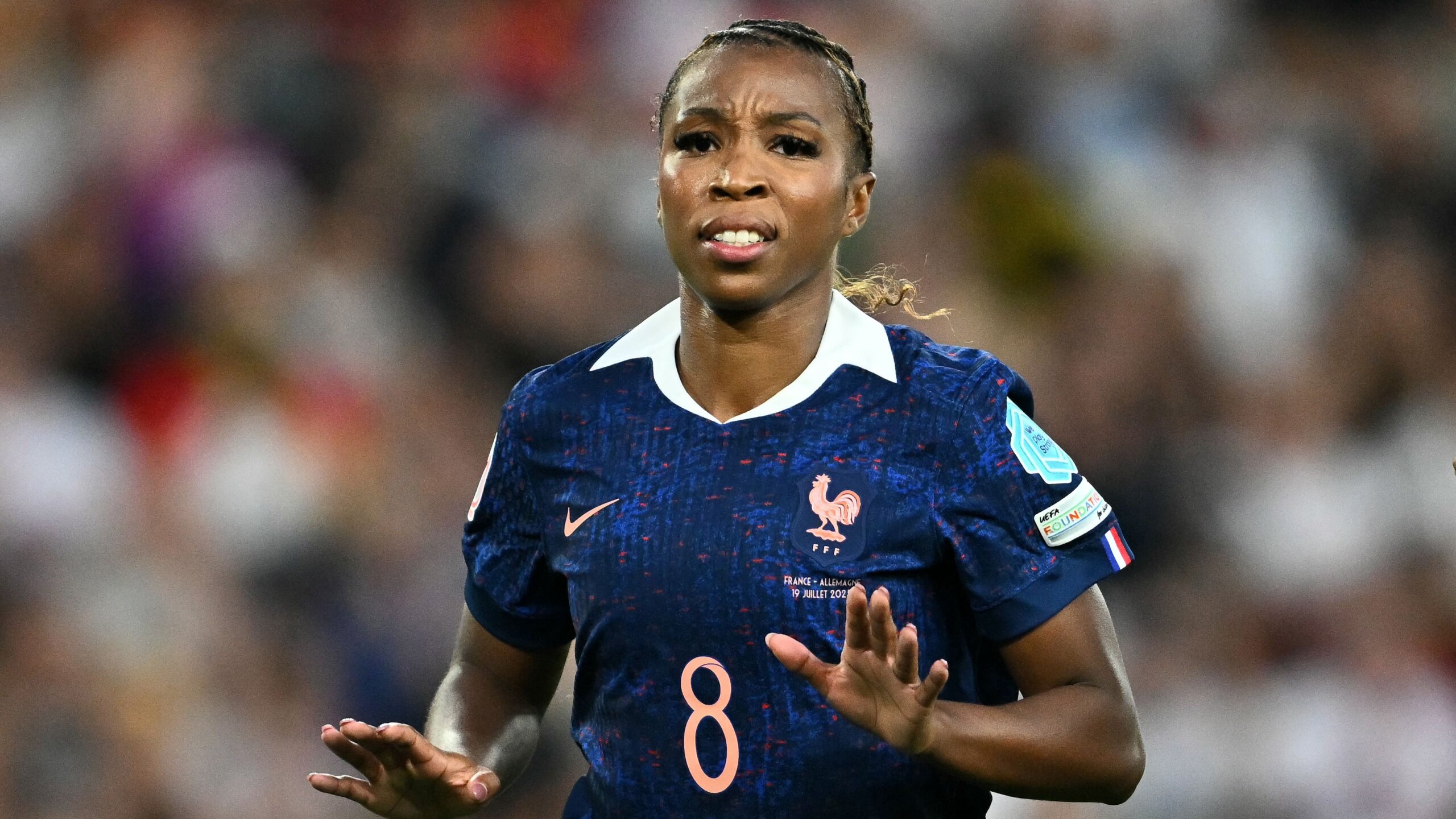 London City Lionesses Break Transfer Record for Grace Geyoro 8 GettyImages 2225119782 scaled