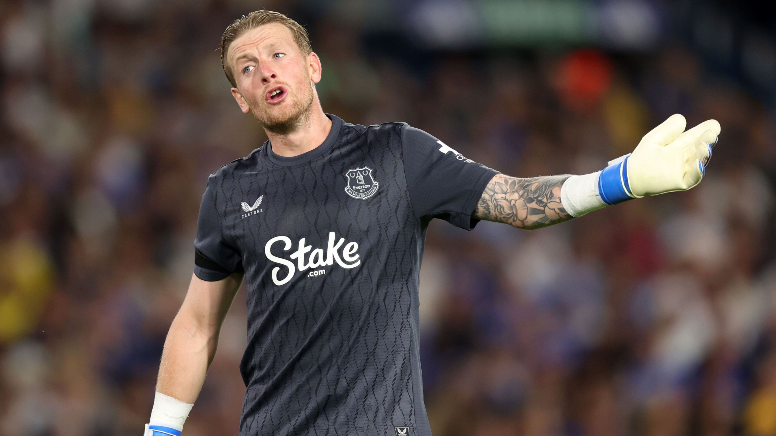 Pickford in Advanced Talks Over New Everton Contract 1 GettyImages 2230865627 scaled