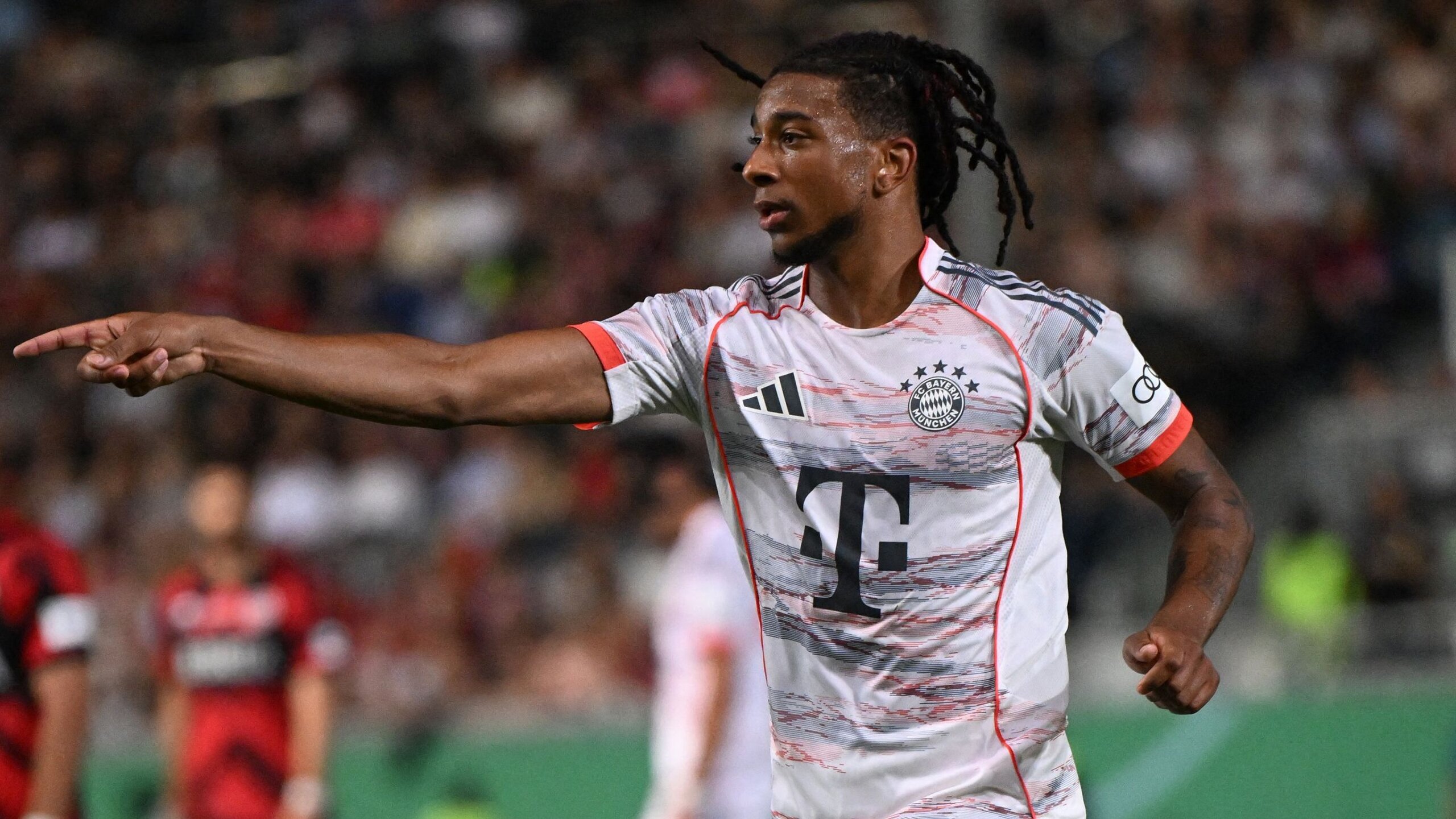 Bayern Munich Eyes Michael Olise Contract Extension 2 GettyImages 2231679302 scaled