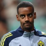 Liverpool Likely to Bench Alexander Isak Against Burnley 3 GettyImages 2233884300 2