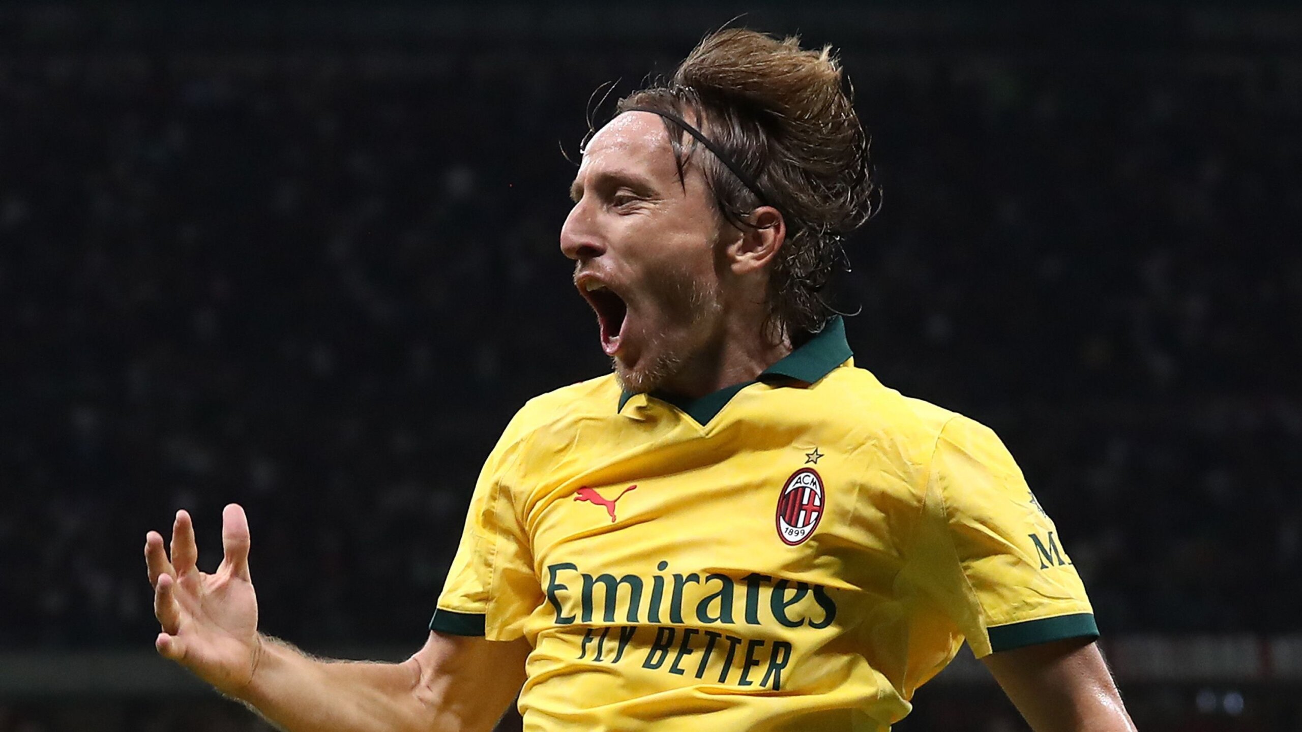 Luka Modric Continues to Shine in Serie A, Drawing Pirlo Comparisons 1 GettyImages 2235529076 scaled