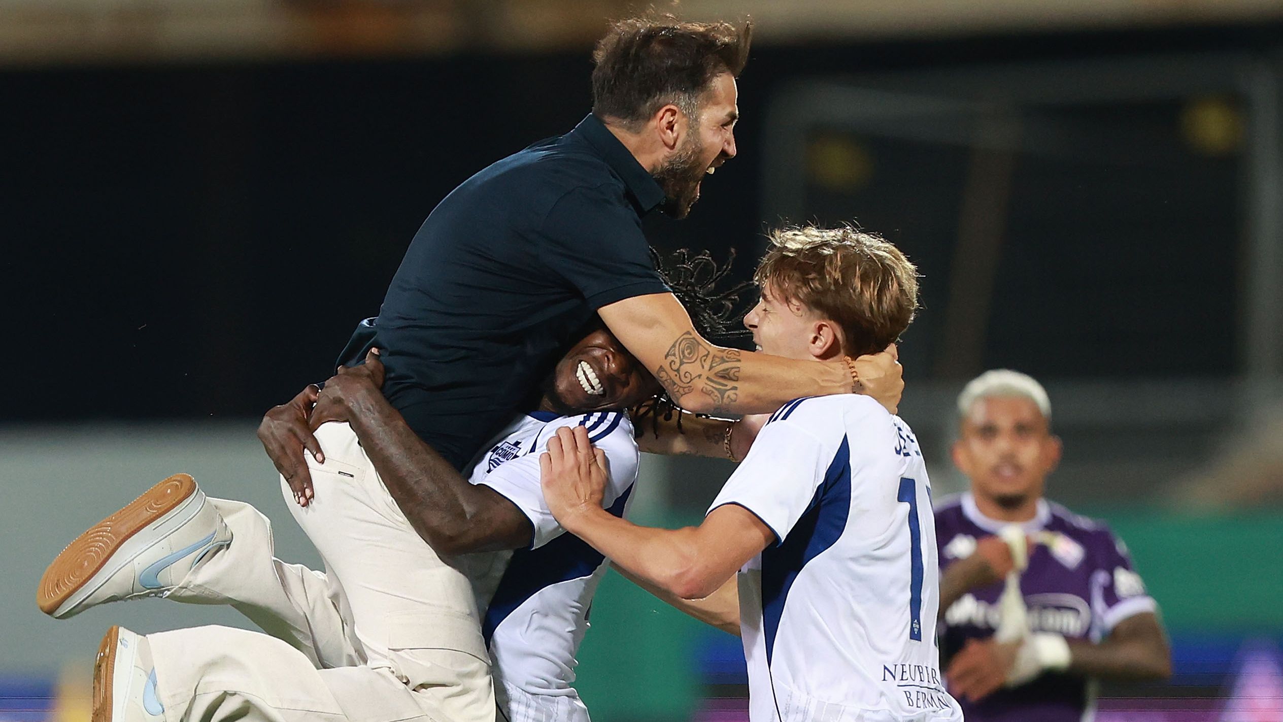 Fabregas Inspires Como to Comeback Victory Over Fiorentina 8 GettyImages 2236108560