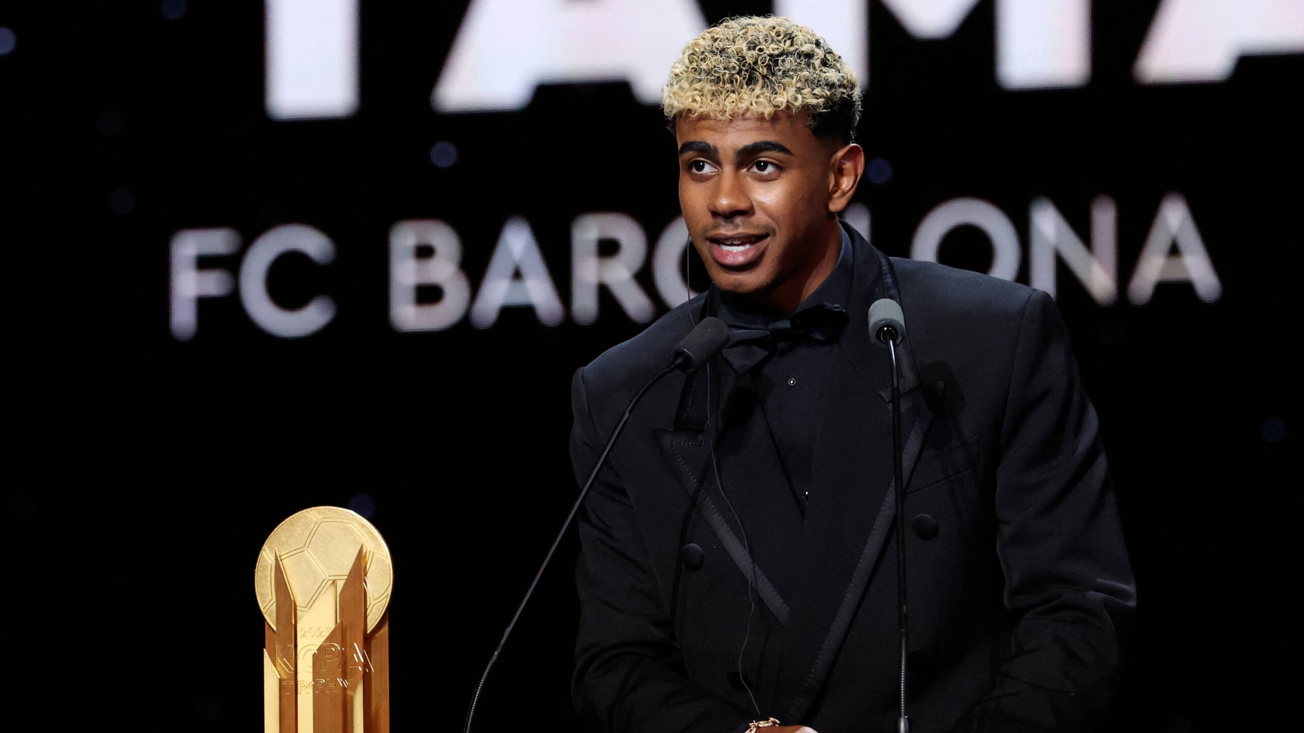 Lamine Yamal Shows Maturity After Ballon d'Or Loss 7 GettyImages 2236304408 2 scaled
