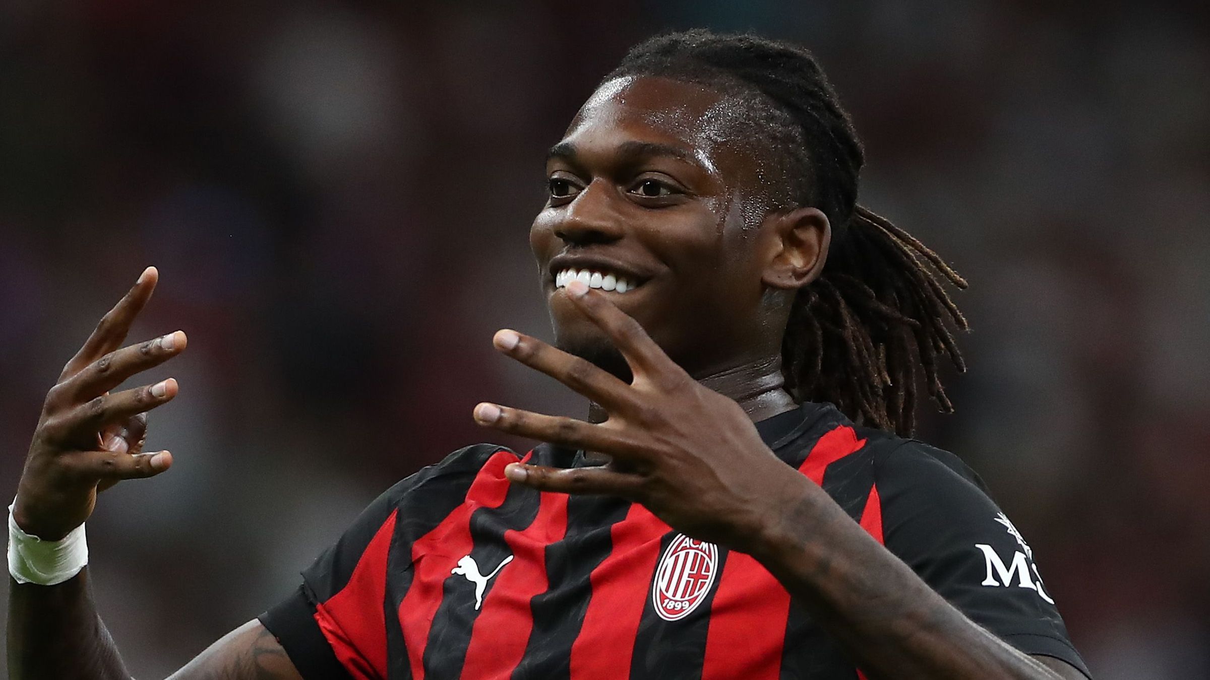 Rafael Leao Urged to Show Ruthless Edge by Allegri After Juve Stalemate 4 GettyImages 2230646097
