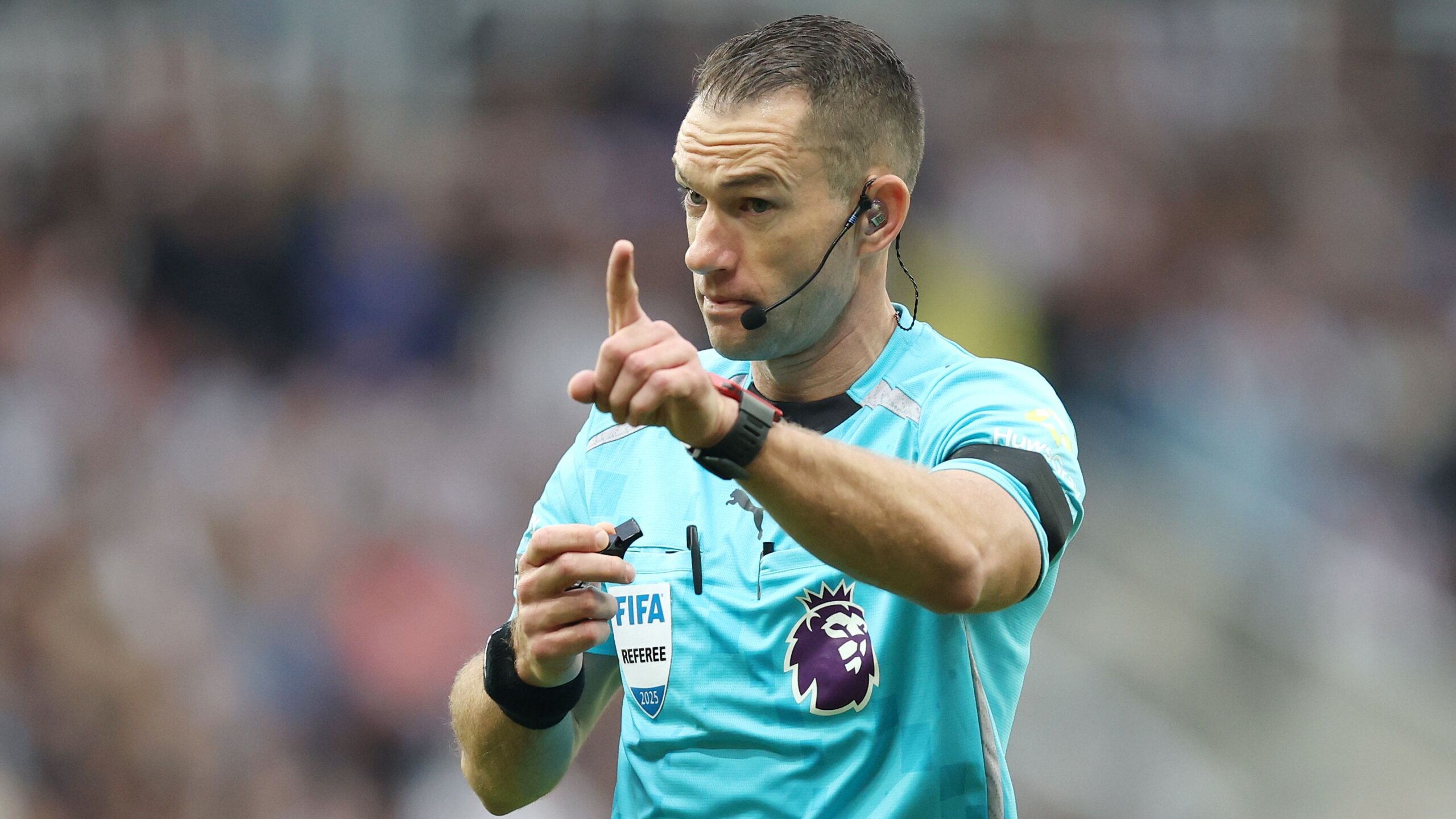 Referee Jarred Gillett Faces Scrutiny After Arsenal Penalty Decision 1 GettyImages 2237891918 scaled