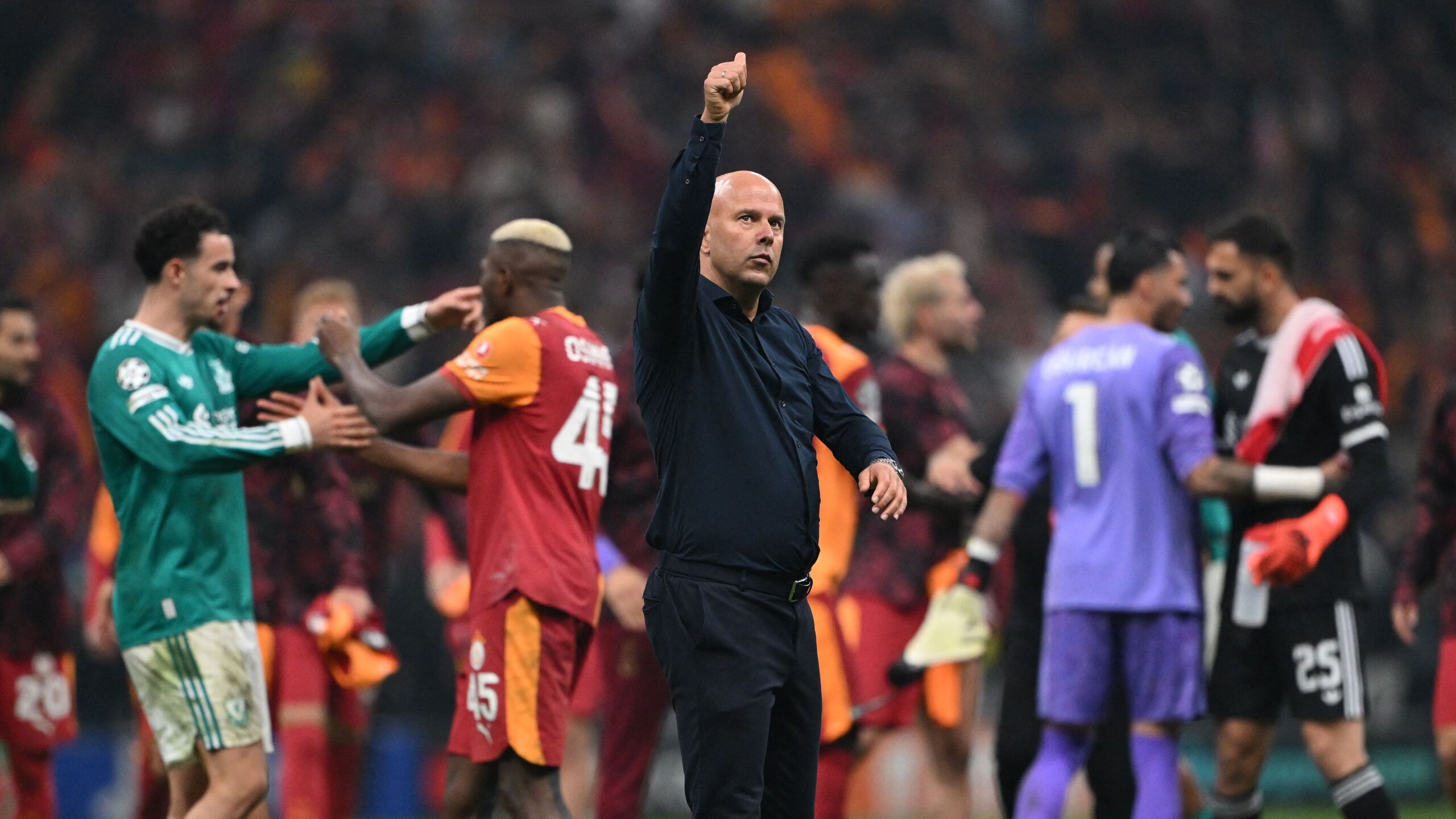 Slot’s Tactics Under Fire After Liverpool’s Galatasaray Defeat 4 GettyImages 2237970547 scaled