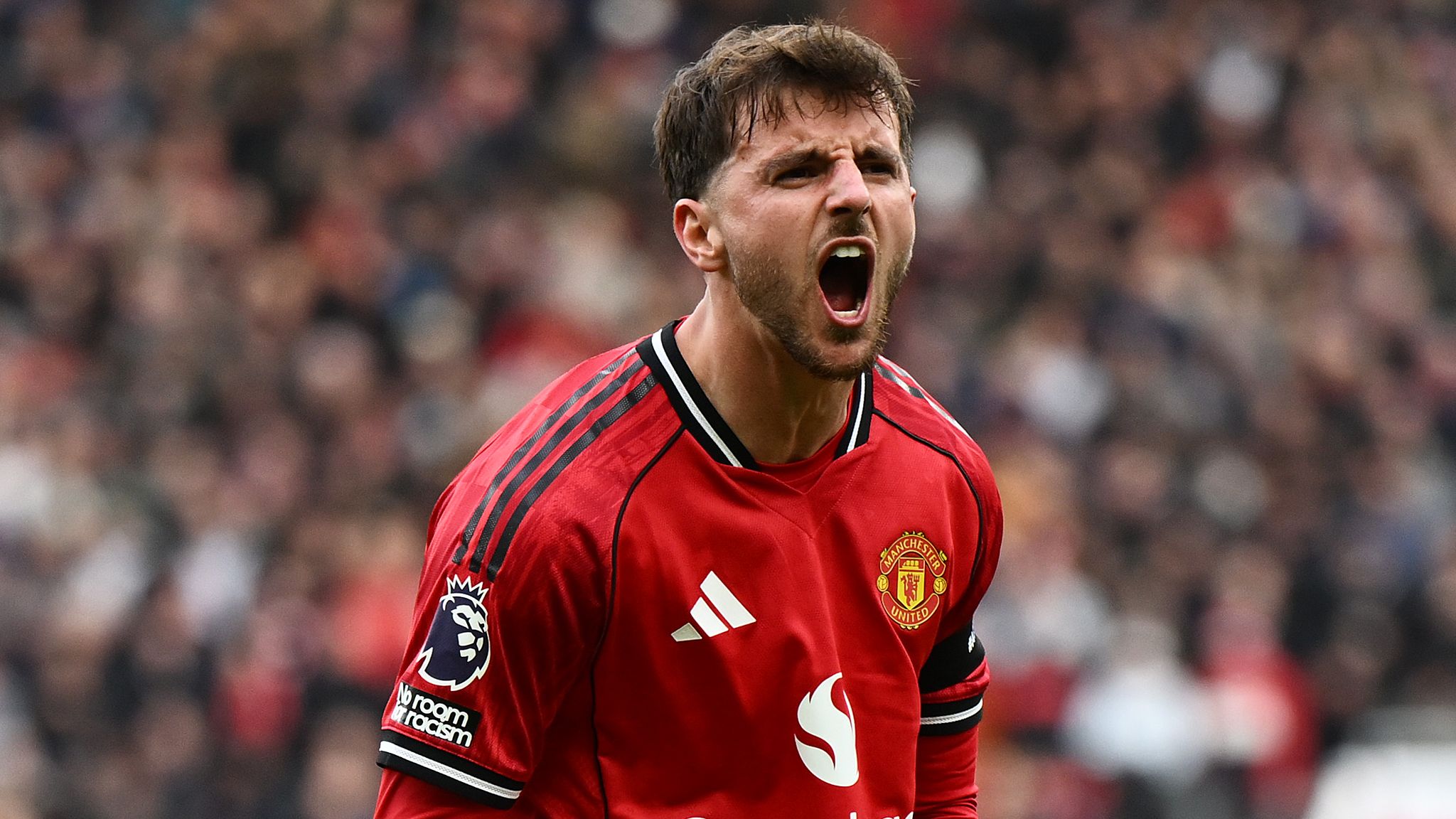 Mount Backs Amorim After Scoring in Man United Win 3 GettyImages 2239164228