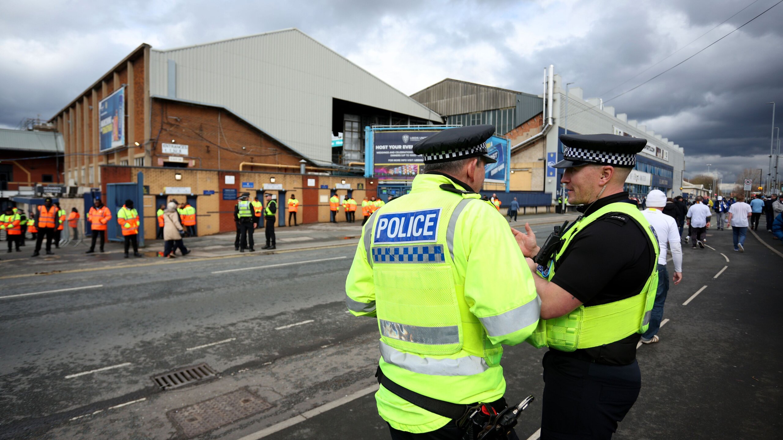 Fan arrested after attempting to furiously confront beleaguered Premier League manager on the TOUCHLINE in ugly scenes during latest defeat 8 GettyImages 2091343719 scaled