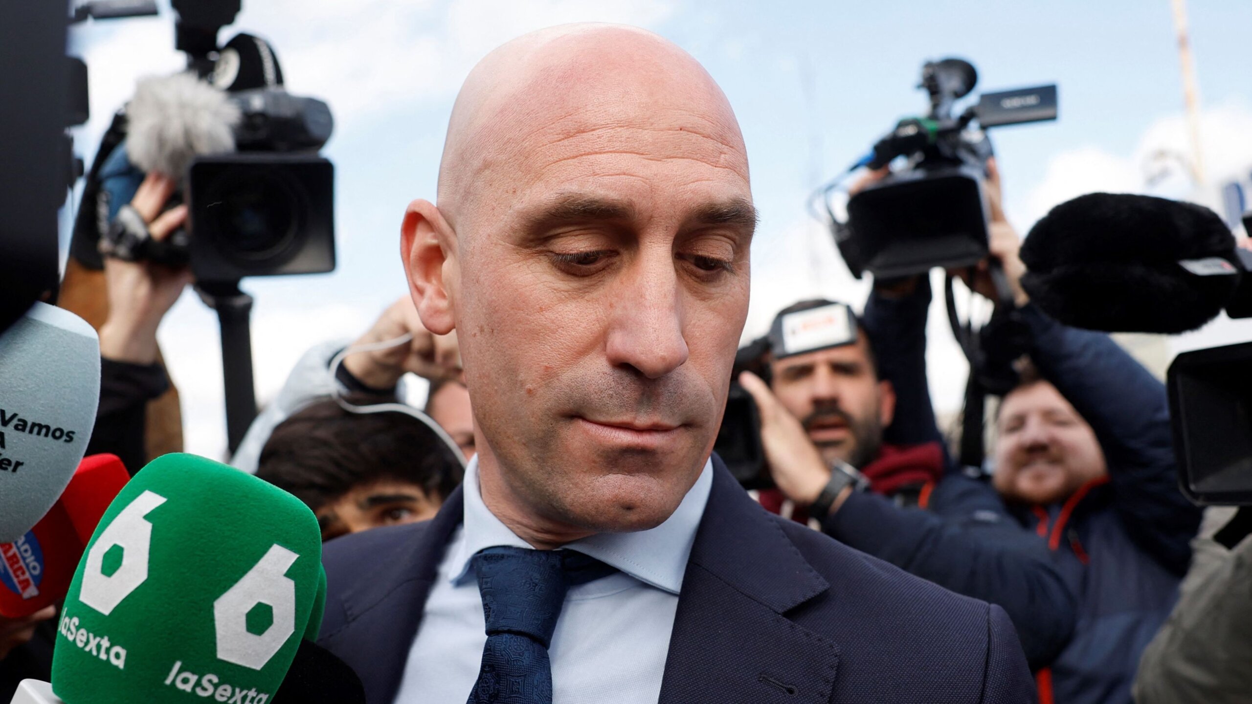 Rubiales Egg Attack: Book Launch Chaos Highlights Family Rift 8 GettyImages 2198306187 scaled