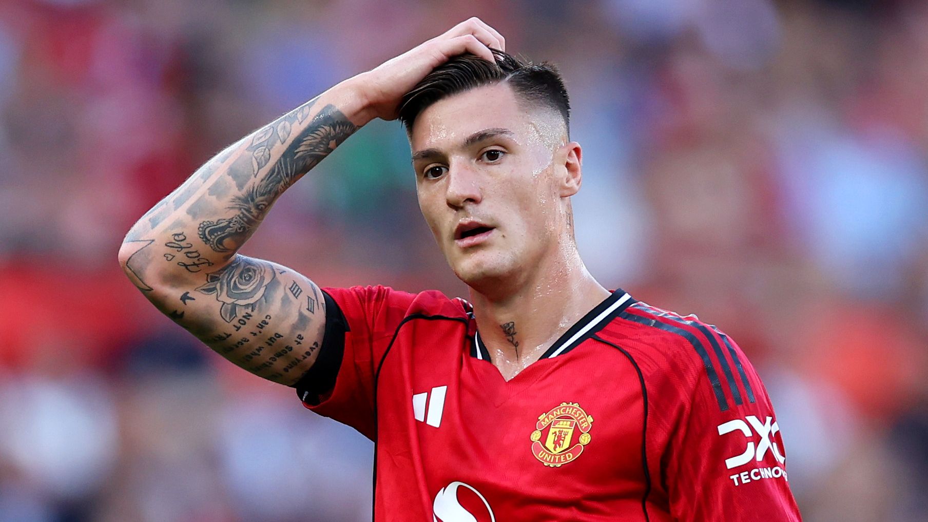 Sesko Urged to Embrace Challenge After Slow Man Utd Start 2 GettyImages 2230625945