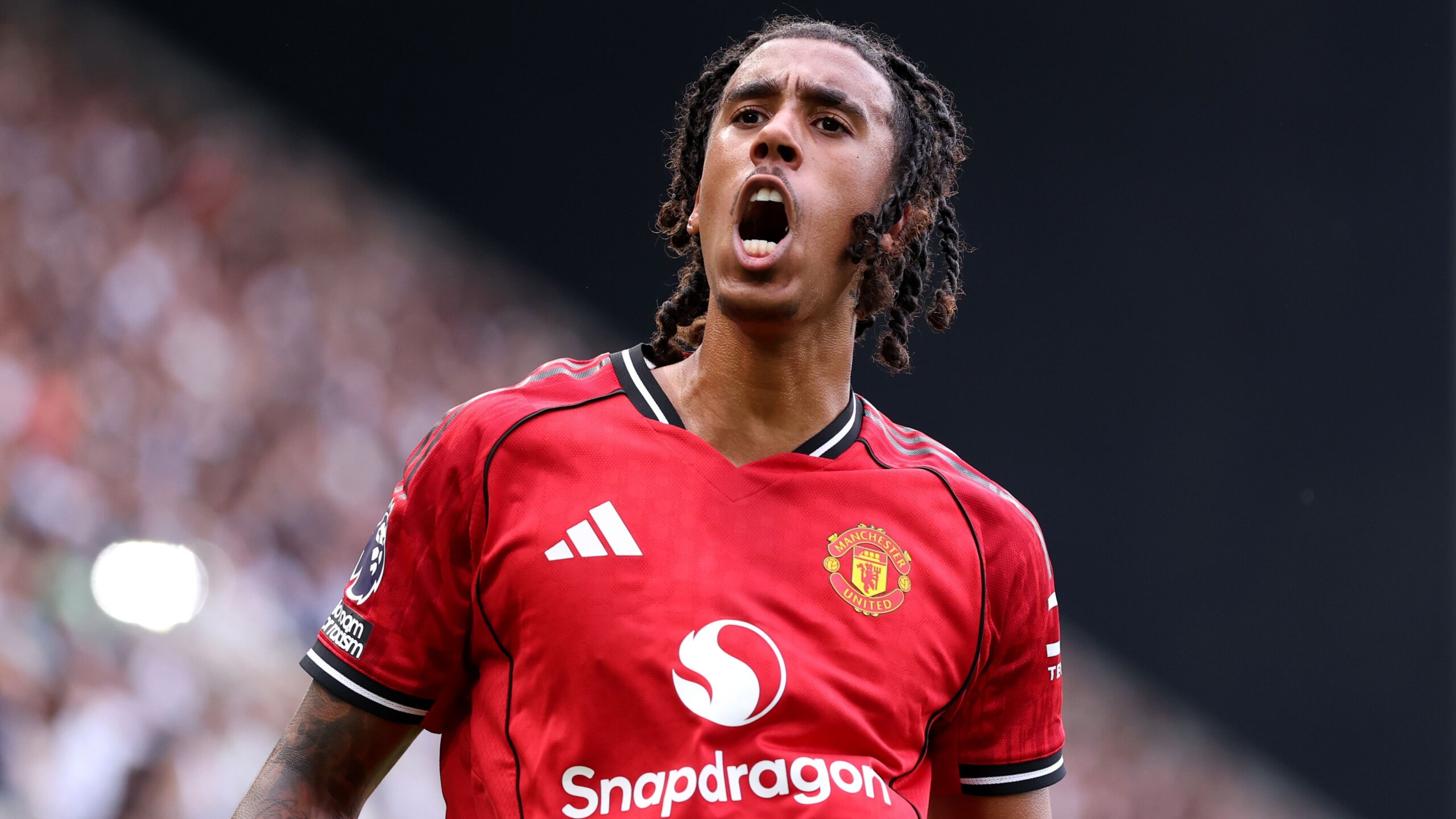 Leny Yoro Happy at Manchester United Despite Real Madrid Interest 1 GettyImages 2231934261 scaled