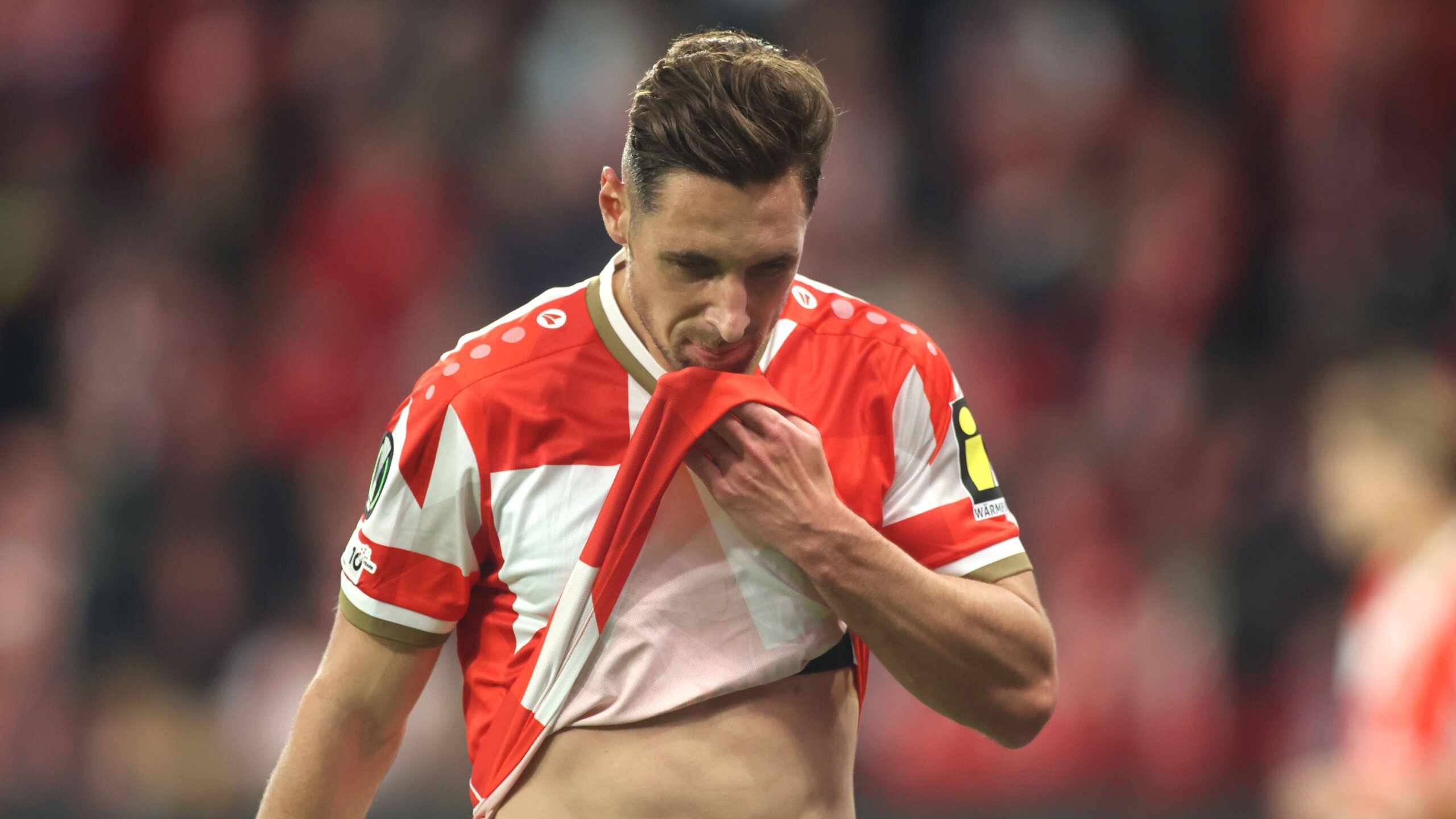 Mainz Defender Dominik Kohr Faces Calls for 12-Match Ban After Record 6 GettyImages 2242961244 scaled