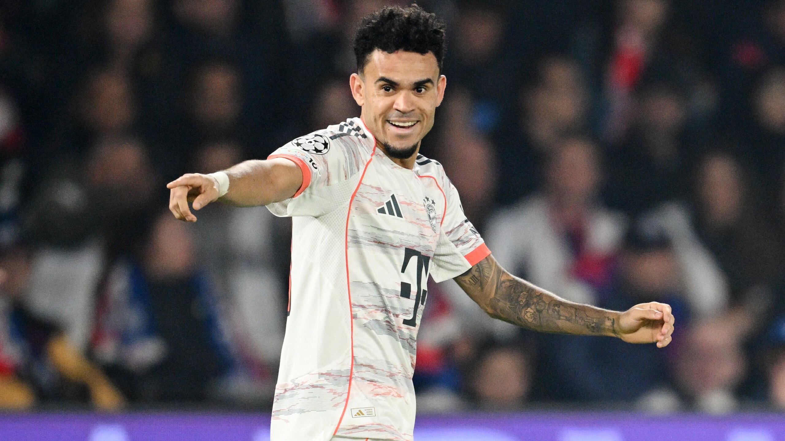 Bayern Munich Challenge Luis Diaz Champions League Ban 2 GettyImages 2245013049 scaled