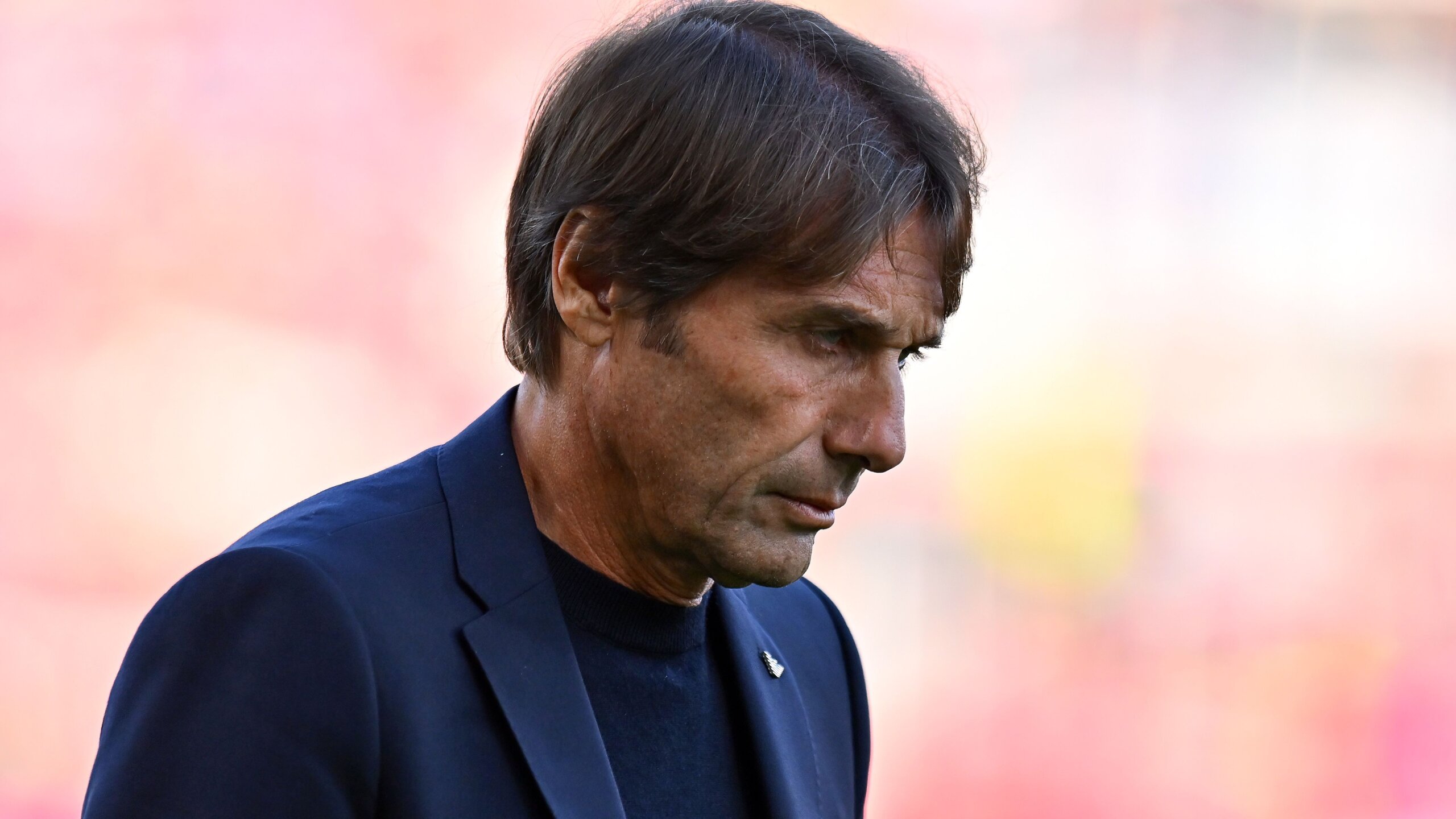 Napoli President Reaffirms Support for Antonio Conte Amid Exit Rumors 9 GettyImages 2245831608 scaled