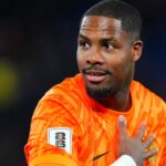 Mike Maignan Transfer Looms as Chelsea and Juventus Circle 3 GettyImages 2246571596