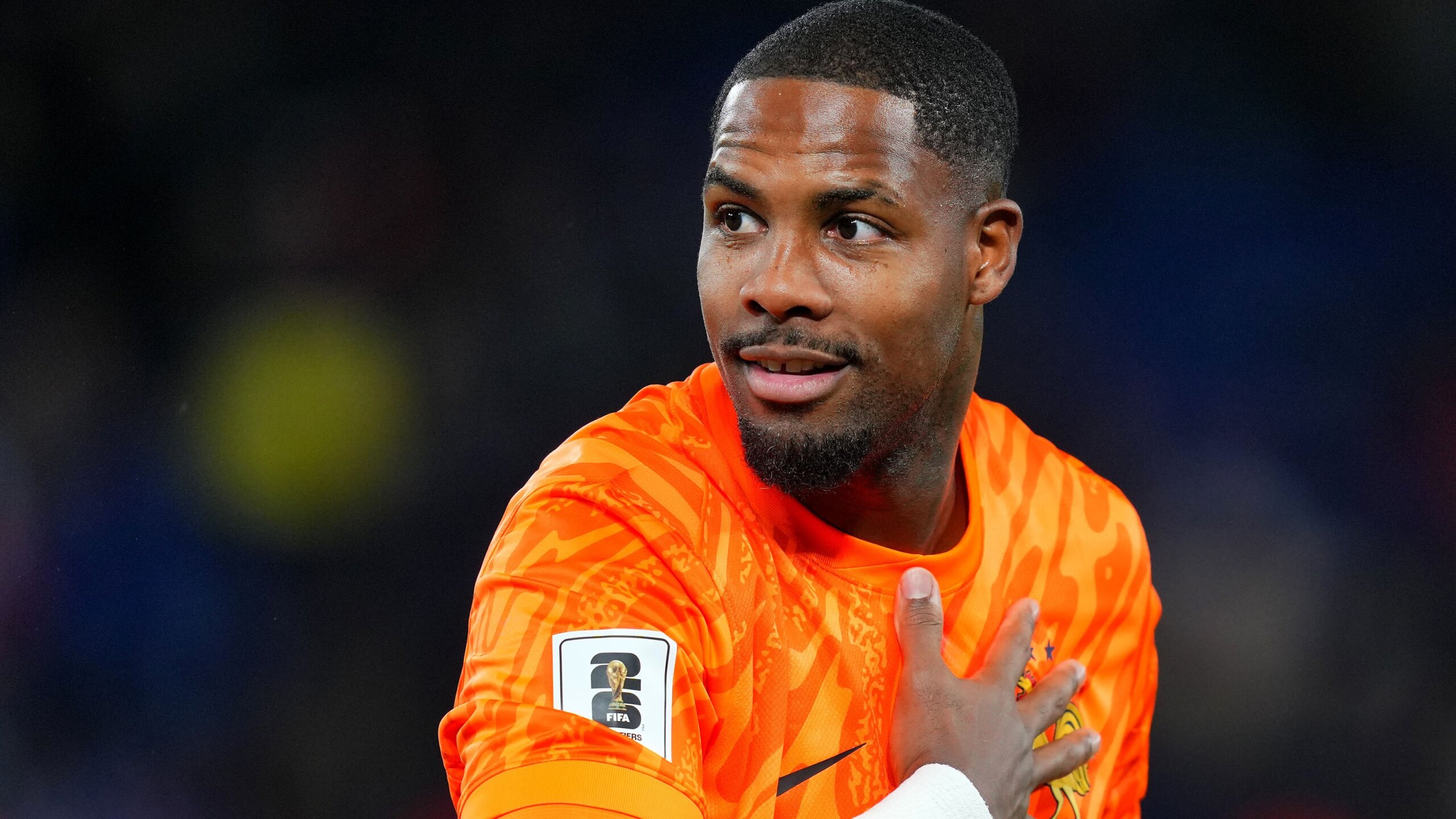 Mike Maignan Transfer Looms as Chelsea and Juventus Circle 6 GettyImages 2246571596 scaled