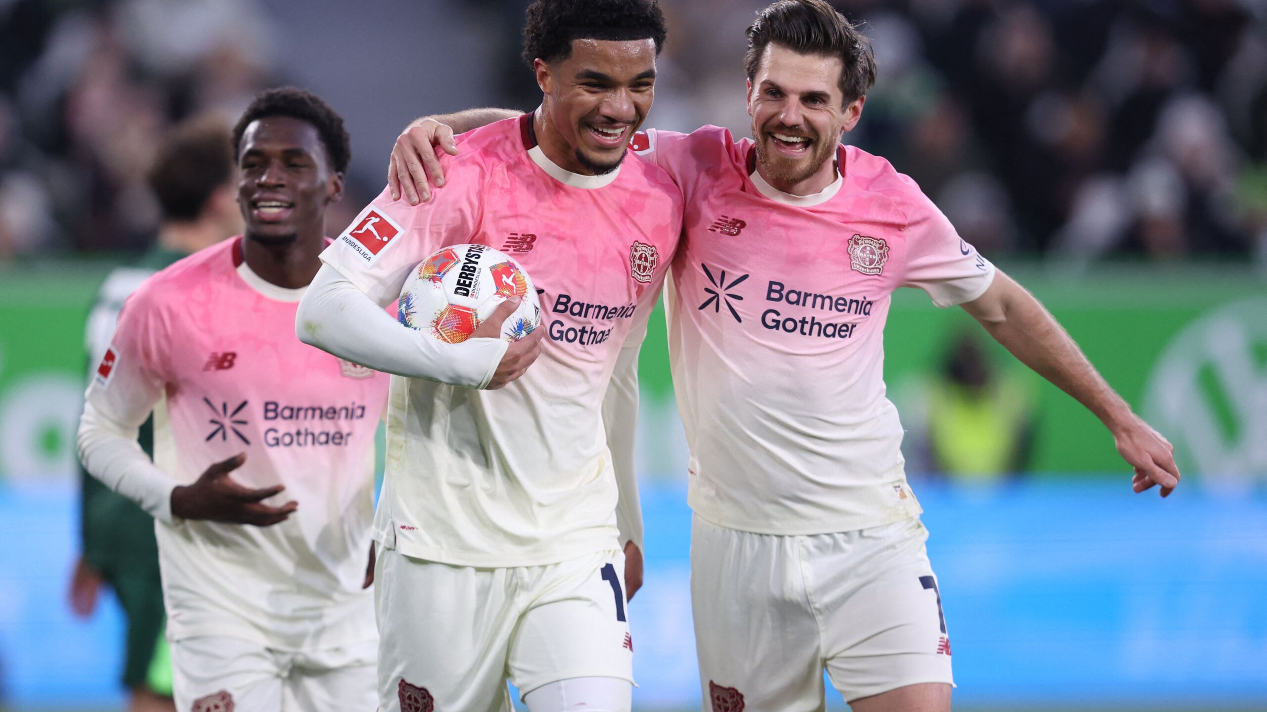Malik Tillman Shines: Goal and Assist Lead Leverkusen Past Wolfsburg 3 GettyImages 2247343837 scaled
