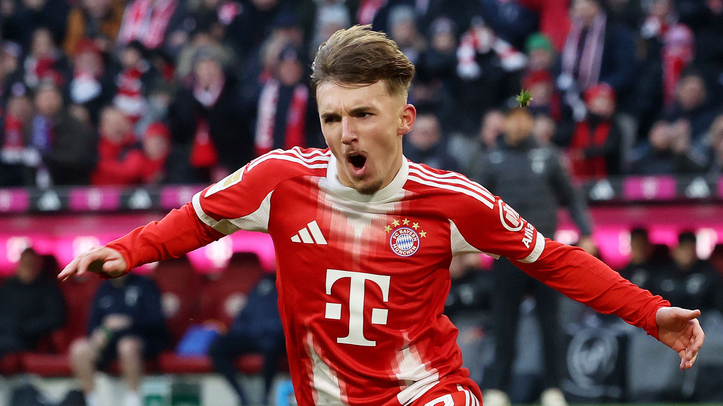 Lennart Karl Shines at Bayern Munich Amid Germany Call-Up Debate 3 GettyImages 2247348420