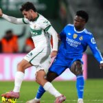 'I was gutted' - Refereeing decision ahead of Real Madrid equaliser leaves Elche coach outraged as Vinicius Jr accused of ‘clear foul’ 9 GettyImages 2248116033