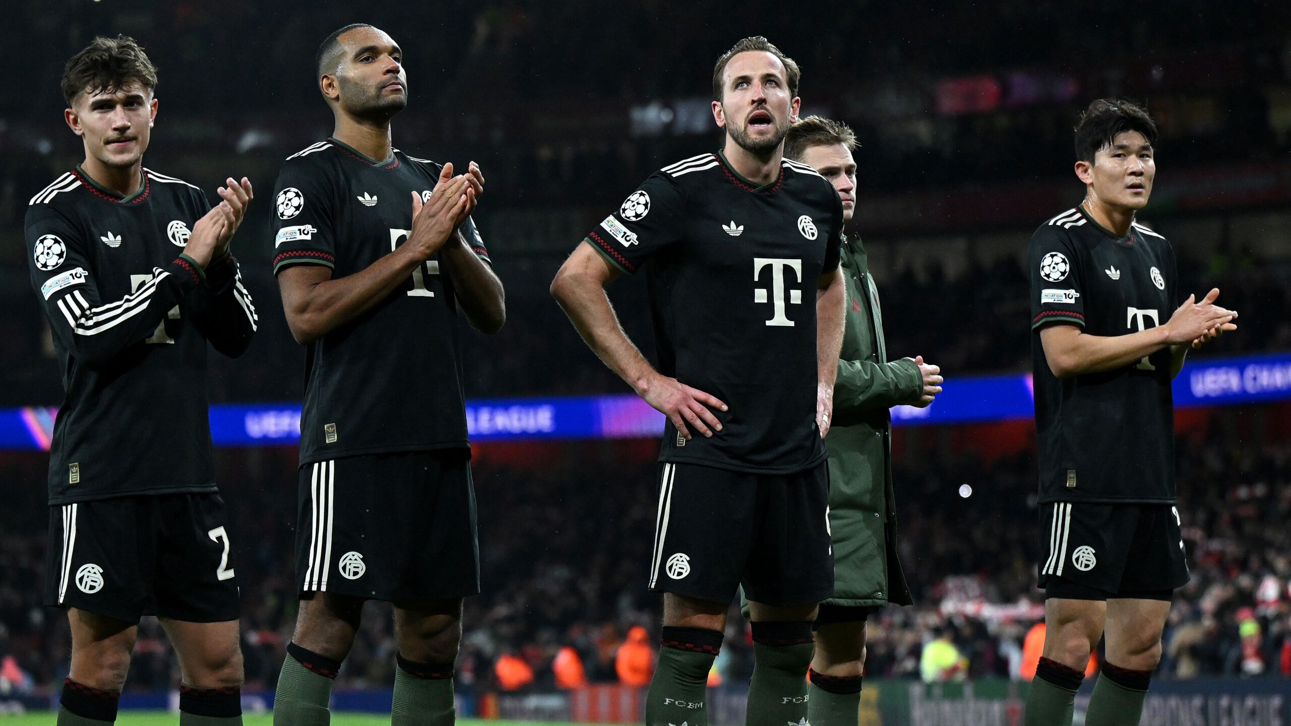 Bayern Munich Chief Praises Vincent Kompany After Arsenal Defeat 10 GettyImages 2248617120 scaled