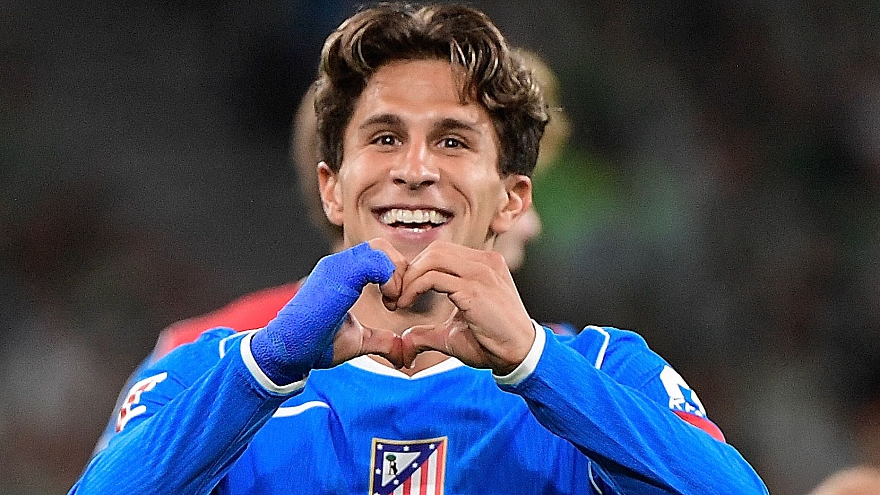 Giuliano Simeone opens up on having dad Diego as his coach as Atletico Madrid prepare to tie winger to new contract 2 simeon