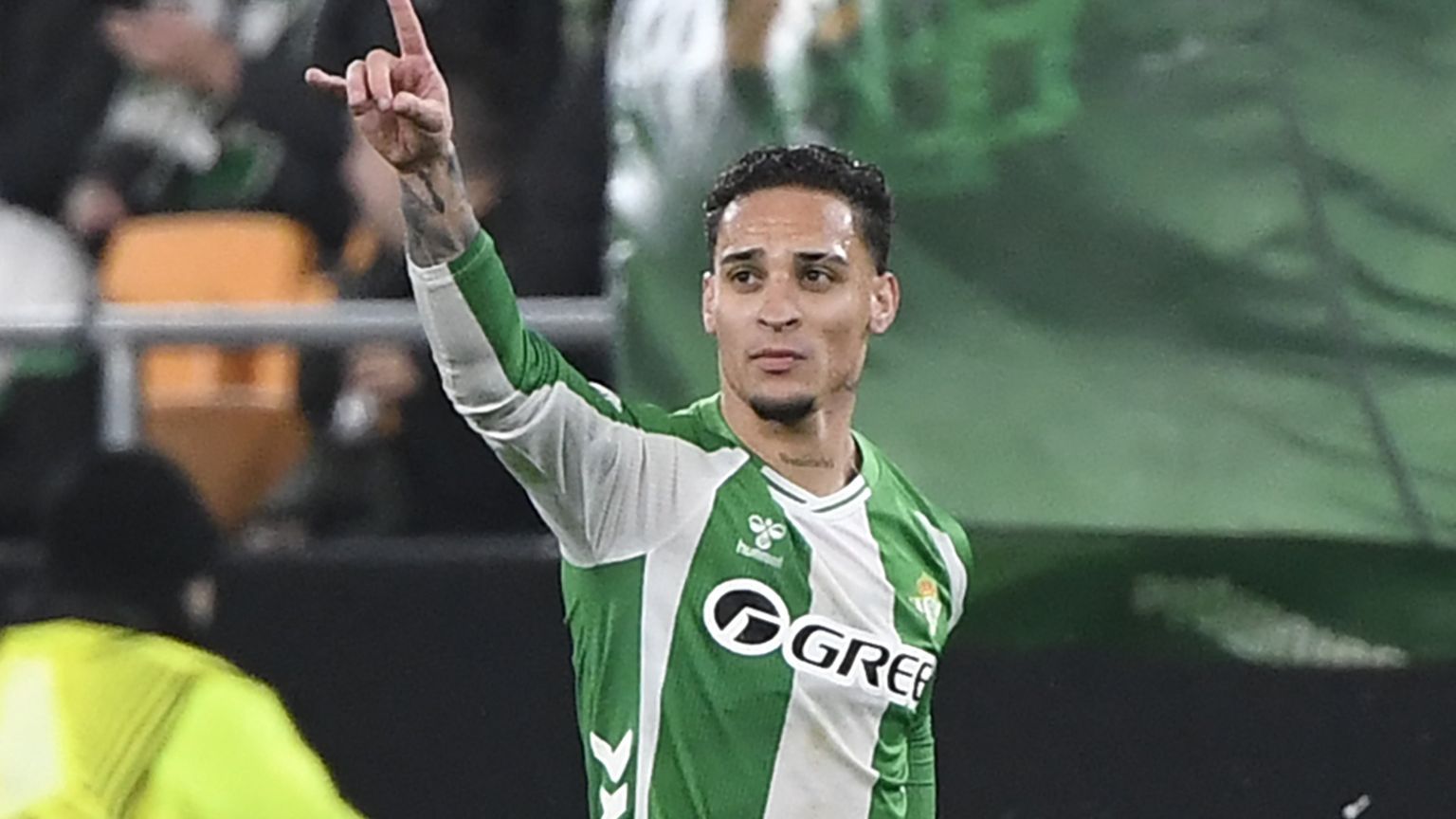 Antony’s Real Betis Revival Rivals Kane and Mbappé 1 GettyImages 2258342184